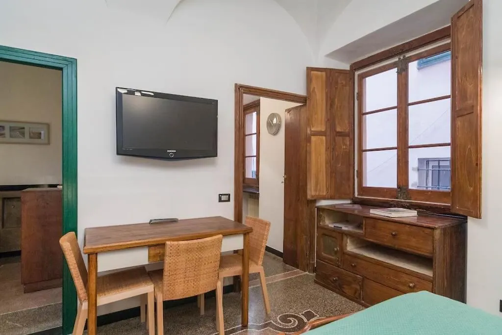 Ferienwohnung Lovingenoa Old Stone Italien