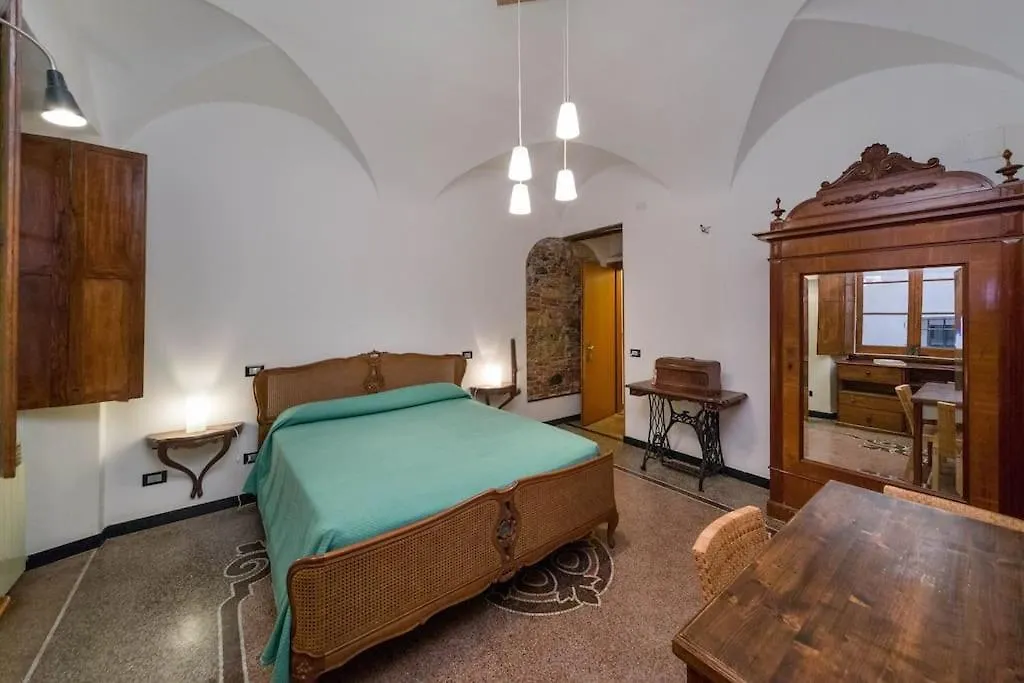 Apartment Ferienwohnung Lovingenoa Old Stone