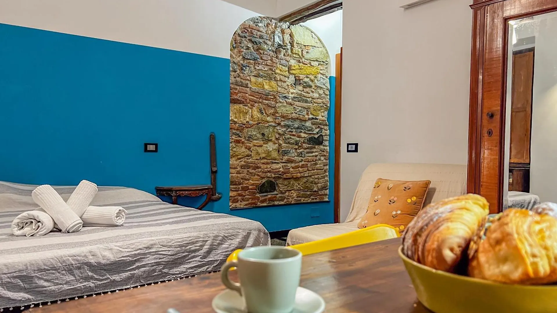 Apartament Lovingenoa Old Stone  Genua