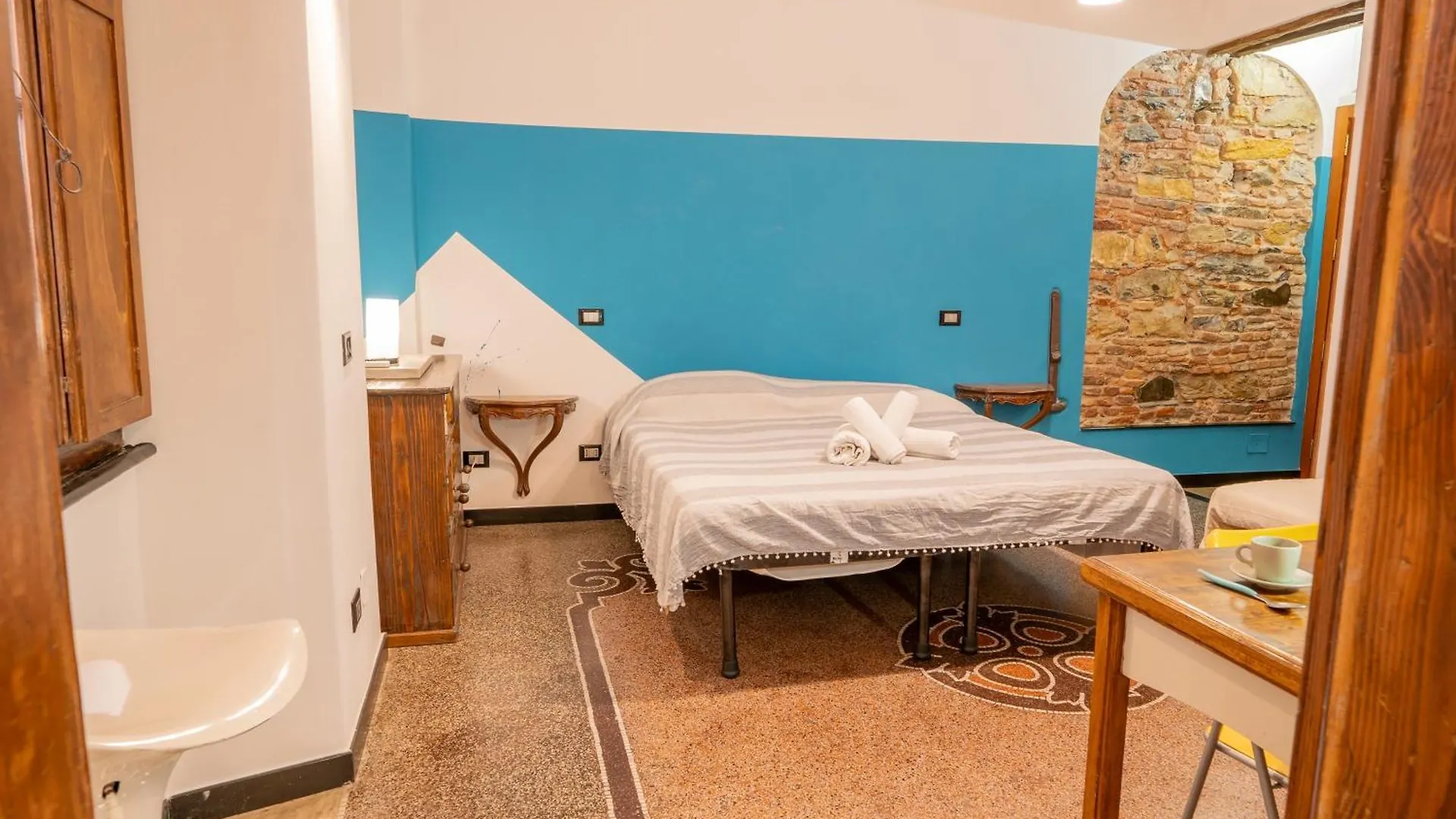 Ferienwohnung Lovingenoa Old Stone Italien