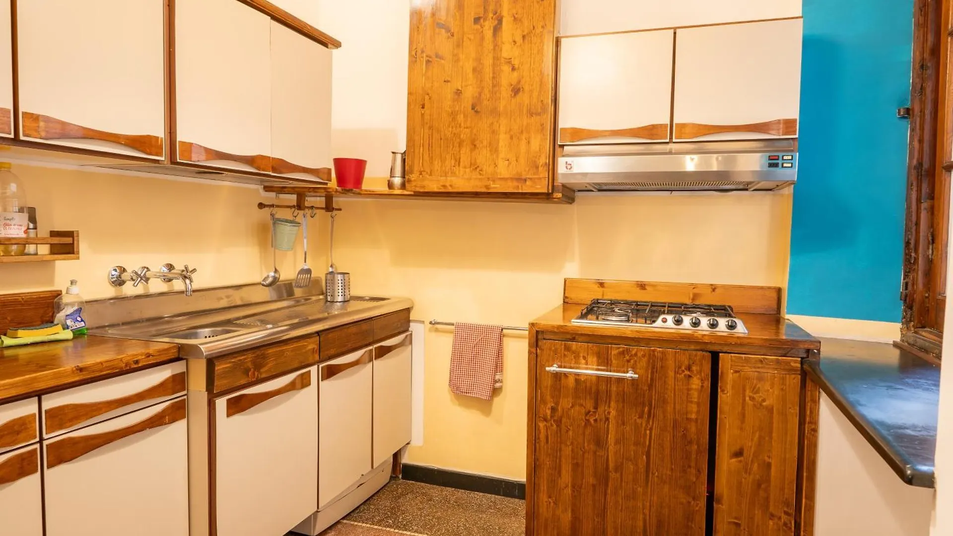 Apartment Ferienwohnung Lovingenoa Old Stone Italien
