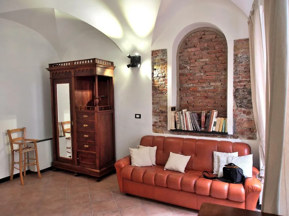 Apartment Ferienwohnung Lovingenoa Old Stone